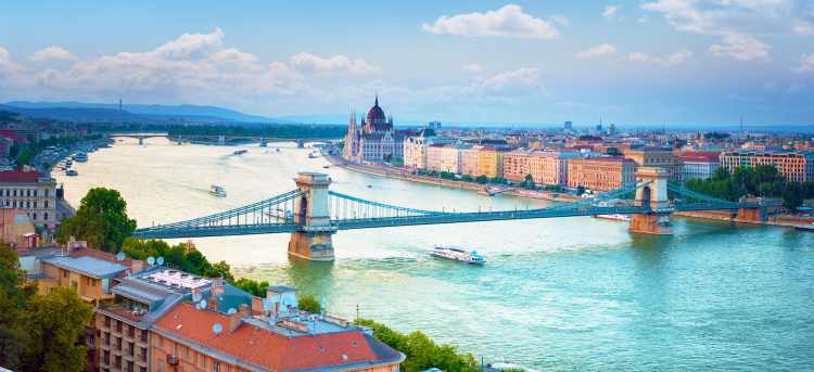 The Blue Danube River Cruise For Solo Travellers | Riviera Travel